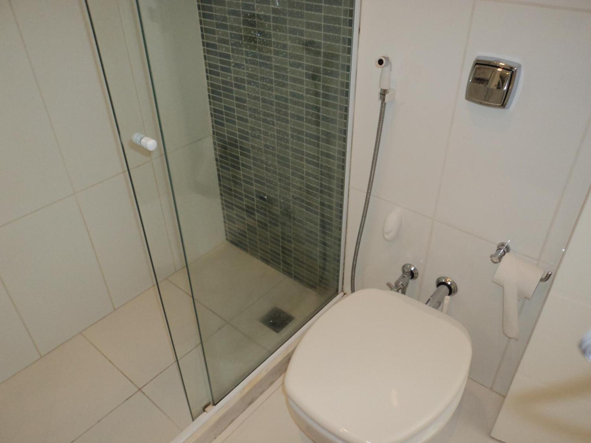 Apto Moderno, Completo, Na Localizacao Apartment